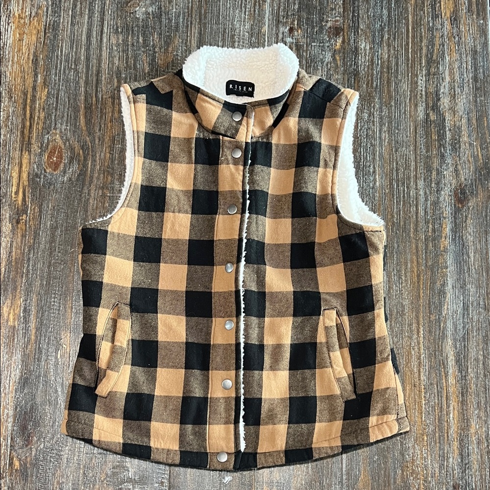 Risen Women's Plaid Vest - Black and Tan